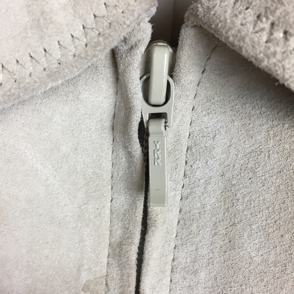 🌞FREE Révue Leather Jacket Cream Buttery Soft 10 - Picture 2 of 8